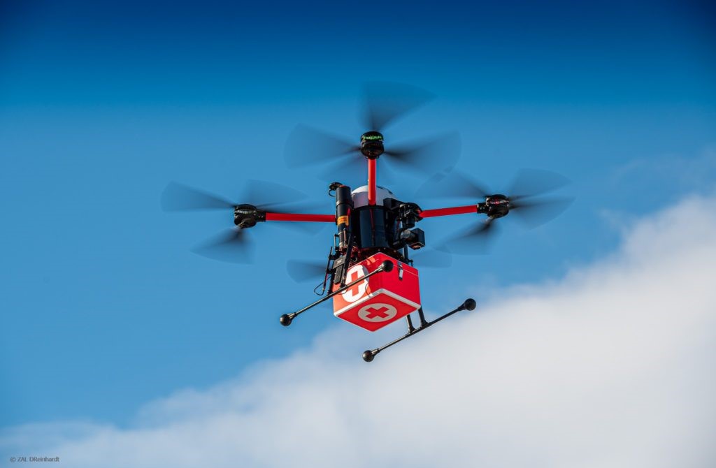 Sechsmal startete die Drohne zum 5 Kilometer langen Flug zwischen dem Bundeswehrkrankenhaus in Wandsbek-Gartenstadt und dem Marienkrankenhaus in Hohenfelde – sicher und zuverlässig.