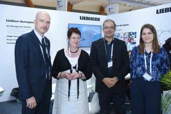 Die deutsche Generalkonsulin, Frau Hellwig-Boette, besucht den German Pavilion 