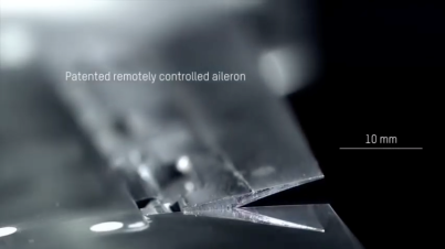Die nötige Technologie musste auf kleinstem Platz realisiert werden, denn an der dicksten Stelle sind die Flügel der Windkanalmodelle gerade mal einen Zentimeter hoch.