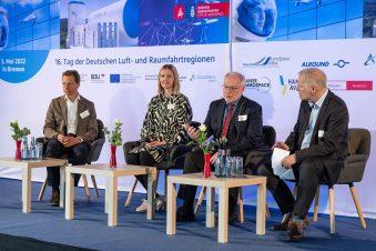 Die Luft- und Raumfahrt-Community Deutschlands zeigt und diskutiert die Zukunft des klimaneutralen Fliegens in Bremen 