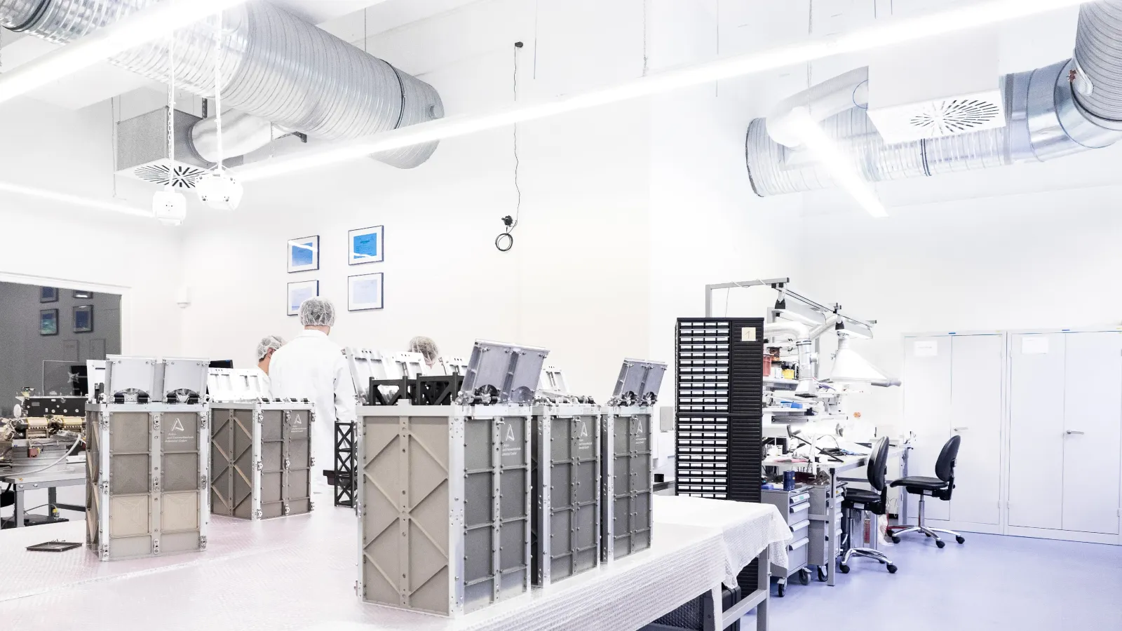 Astro- und Feinwerktechnik Adlershof GmbH Astro- und Feinwerktechnik Adlershof GmbH