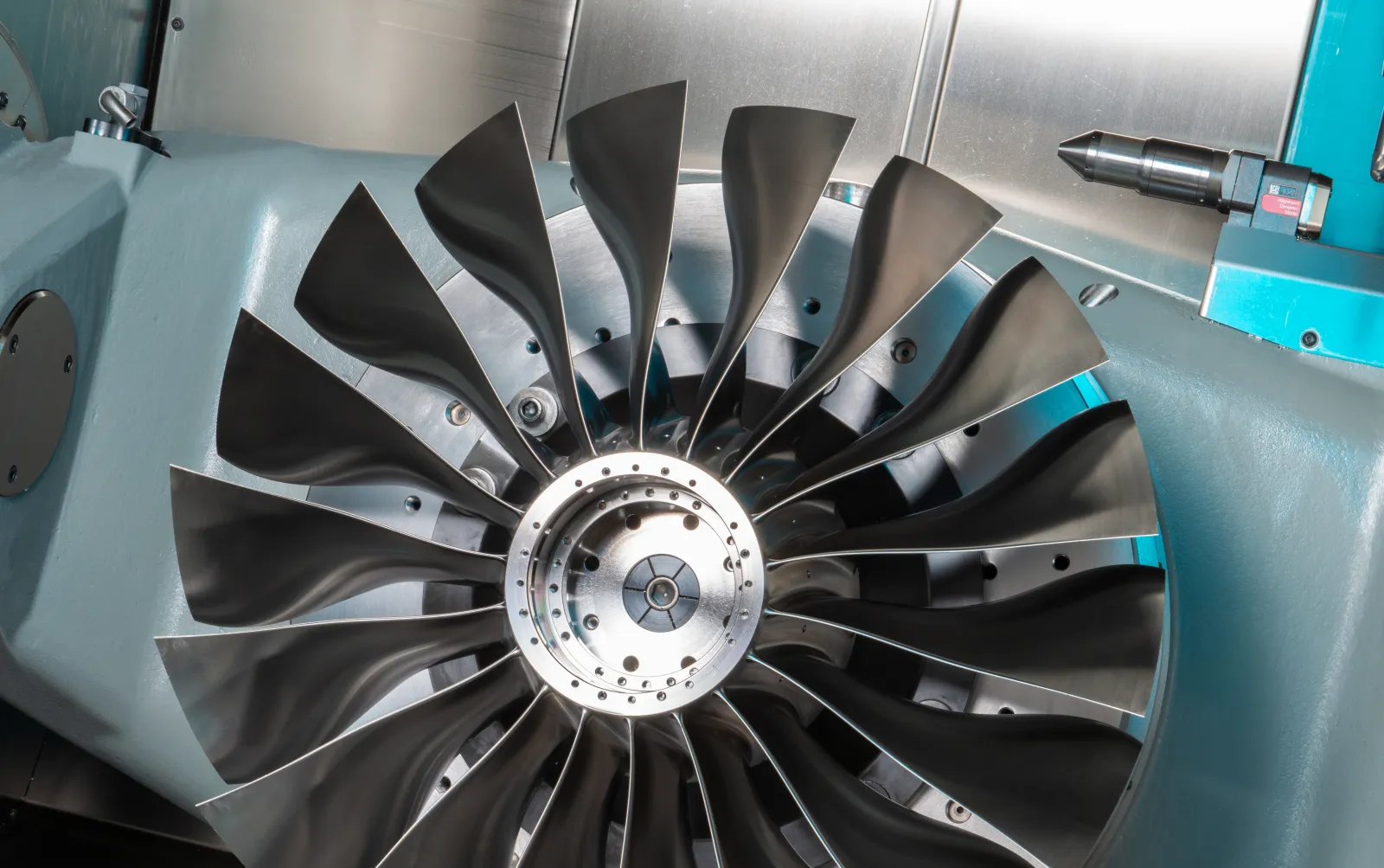 »First part right« - Fertigung eines FAN-Blisk Prototypen aus Titan