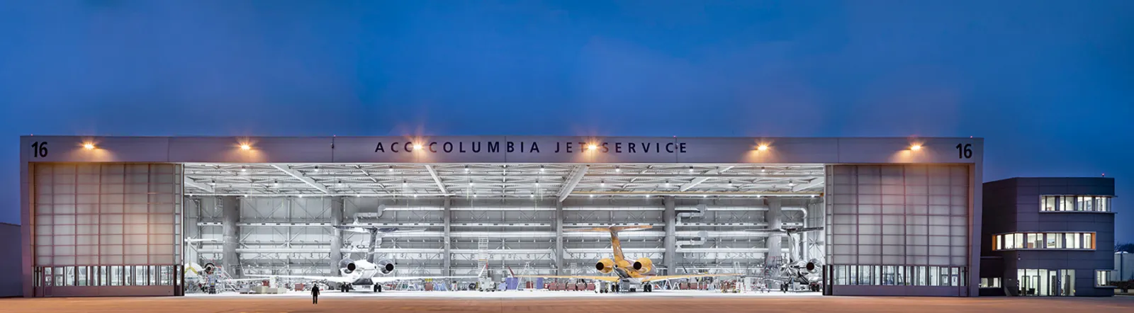 Hangar vom ACC Columbia Jet Service