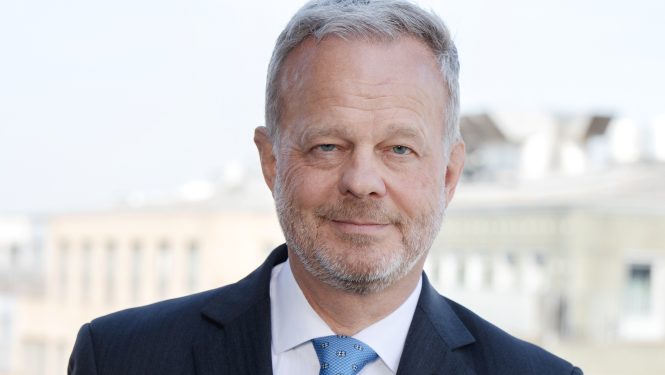 Alexander Reinhardt