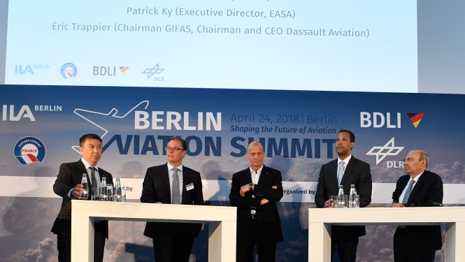 The future has arrived: panel discussion at the Berlin Aviation Summit I Foto: Timm Bourry The future has arrived: panel discussion at the Berlin Aviation Summit I Foto: Timm Bourry
