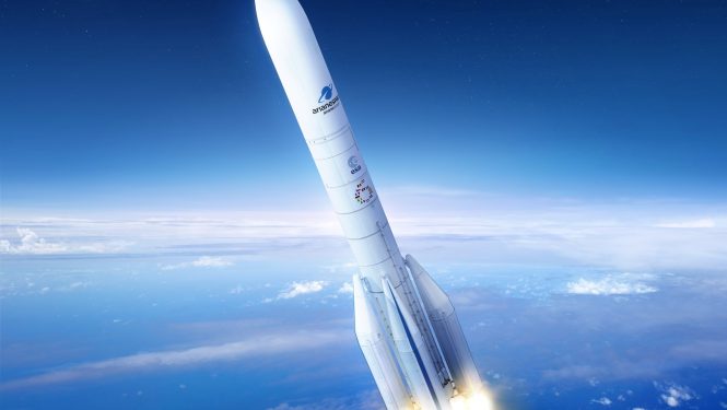 Ab 2020 soll die europäische Trägerrakete Ariane 6 ihre Vorgängerin nach und nach ablösen. Ab 2020 soll die europäische Trägerrakete Ariane 6 ihre Vorgängerin nach und nach ablösen.