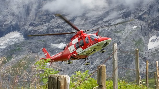 Die Schweizer Rettungsflugwacht REGA setzt HeliFIS seit 2014 ein. Die Schweizer Rettungsflugwacht REGA setzt HeliFIS seit 2014 ein.