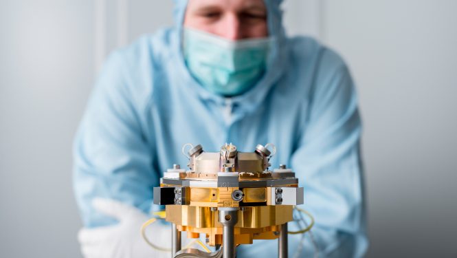 Jena-Optronik is contributing several optical systems to Sentinel-4 that allow the taking of high-resolution images of our planet Earth. © Florian Brill for Jena-Optronik GmbH