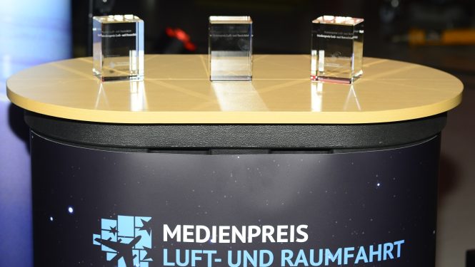 Auslobung des Sonderpreis „70 Jahre Berliner Luftbrücke“ beim diesjährigen Medienpreis Luft- und Raumfahrt 