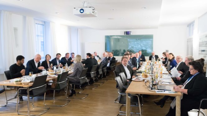 Bayrischer Landtag - Frühstück mit dem DLR Bayrischer Landtag - Frühstück mit dem DLR