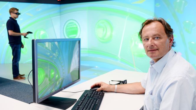 Virtual Reality im Triebwerksbau (Foto: Rolls-Royce Deutschland)