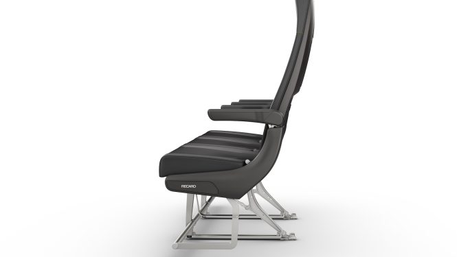 Der neue Economy-Class-Sitz setzt neue Maßstäbe in Sachen Leichtgewicht. Der neue Economy-Class-Sitz setzt neue Maßstäbe in Sachen Leichtgewicht.