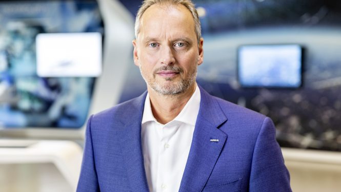 Dr. Michael Schöllhorn Dr. Michael Schöllhorn