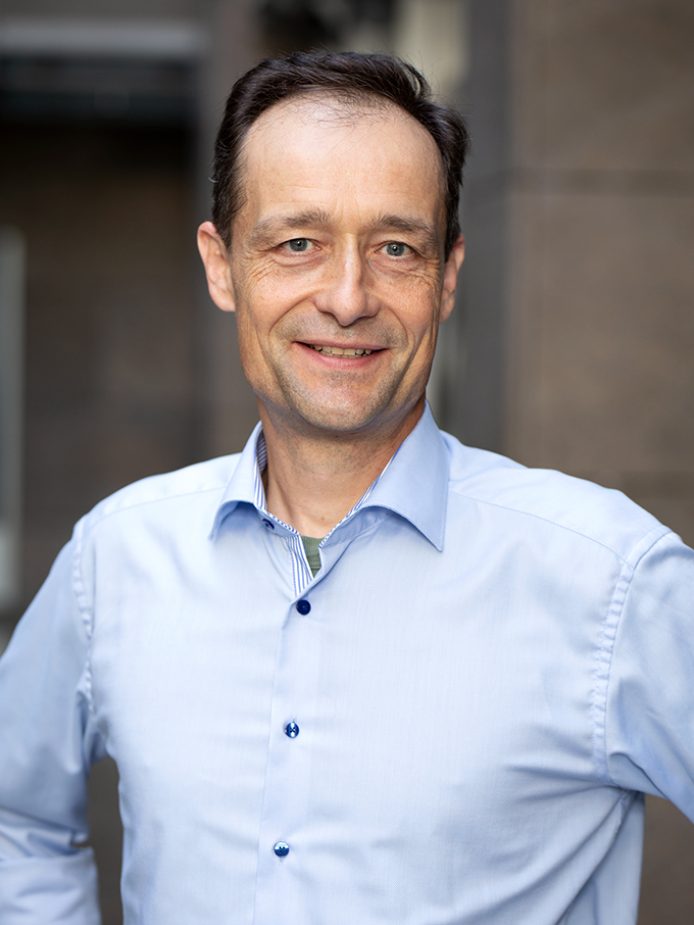 Dr. Stefan Berndes