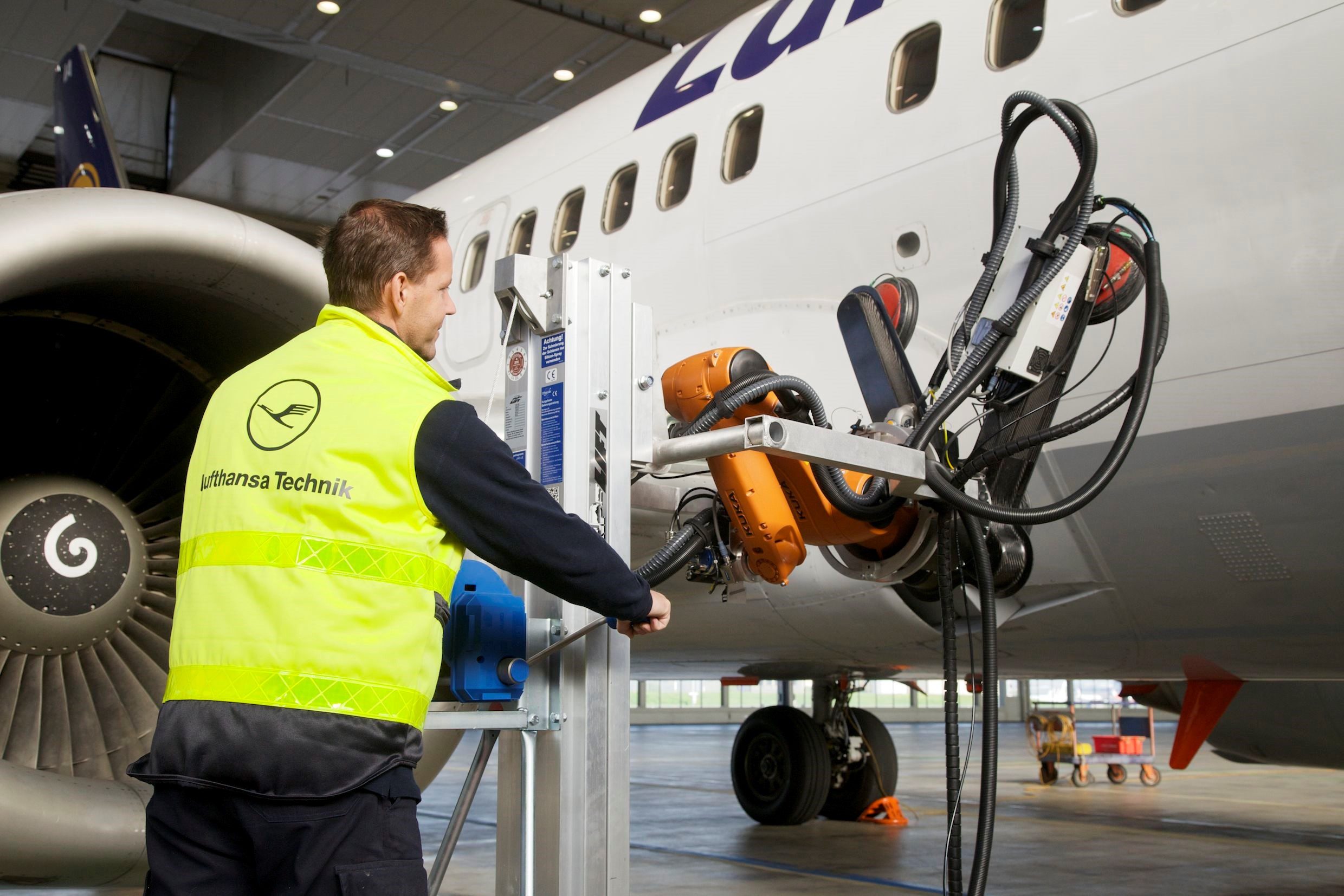 Reparaturroboter Kommt Zum Hausbesuch li