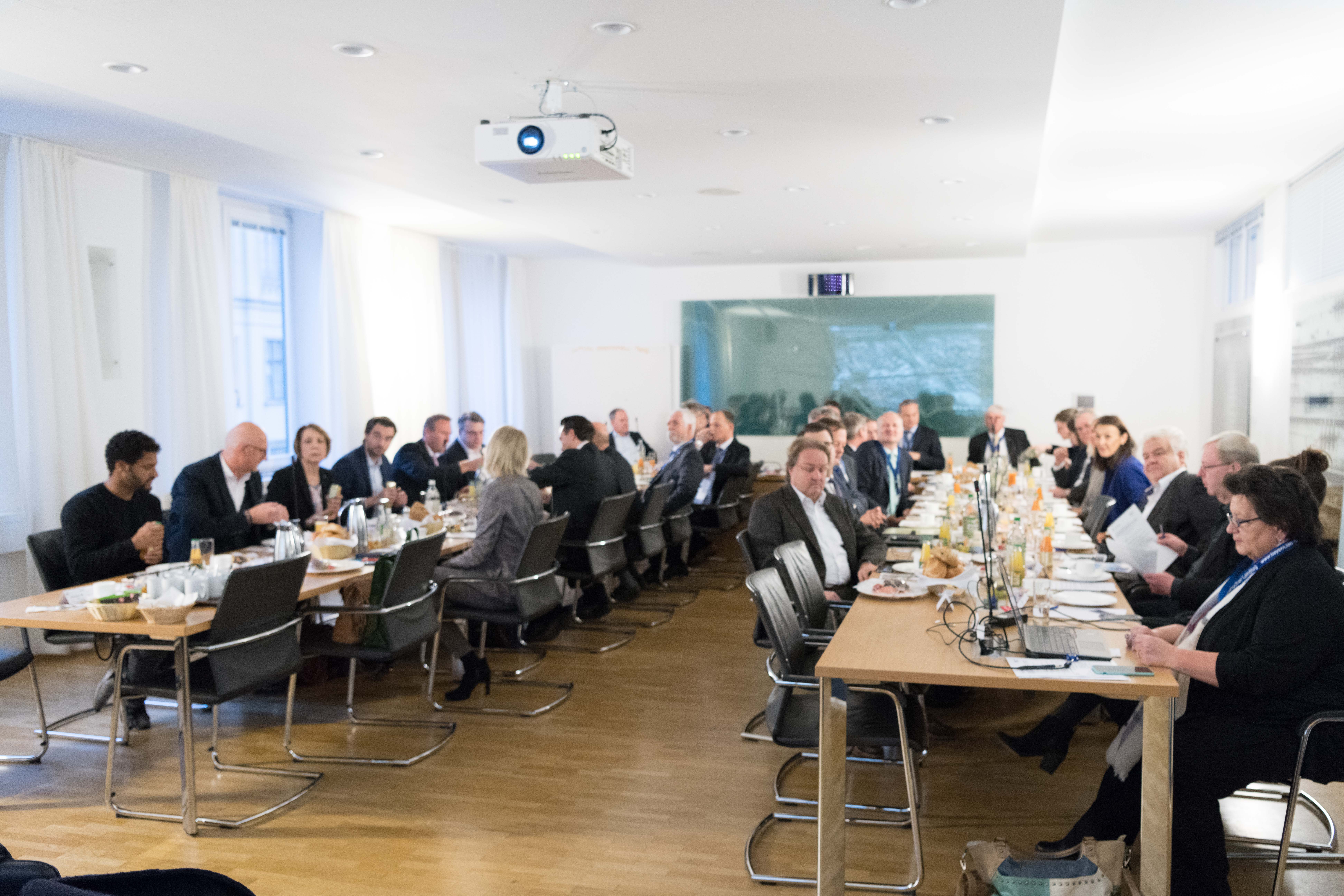 Bayrischer Landtag - Frühstück mit dem DLR